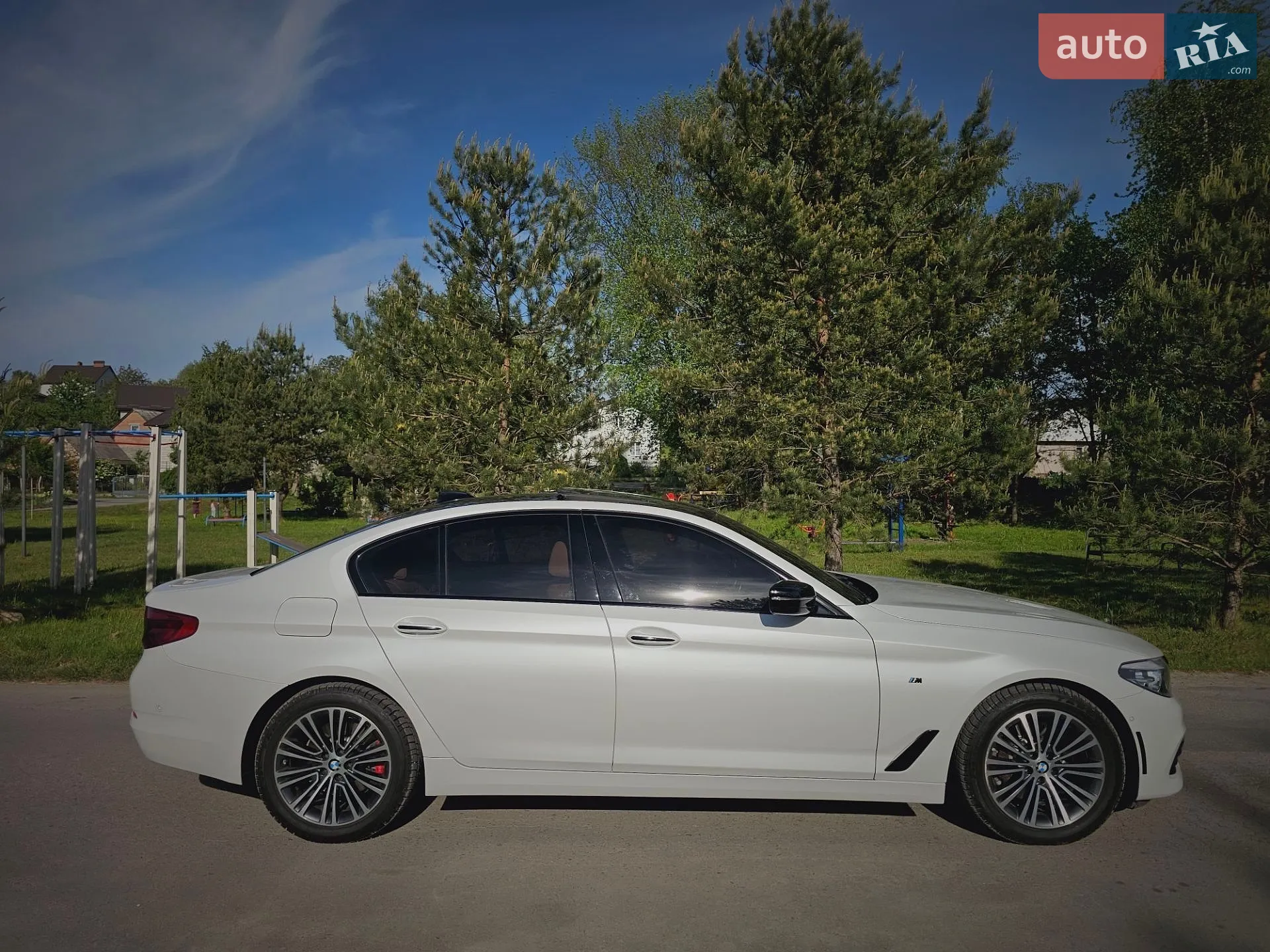 2017 BMW 5er - мініатюра 14