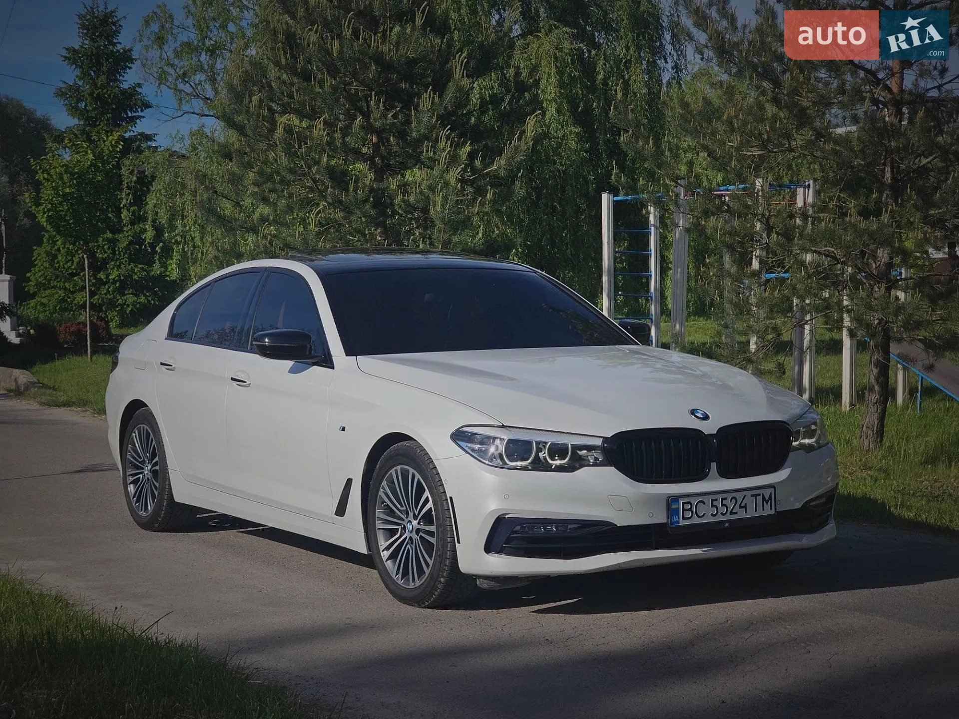 2017 BMW 5er - мініатюра 18