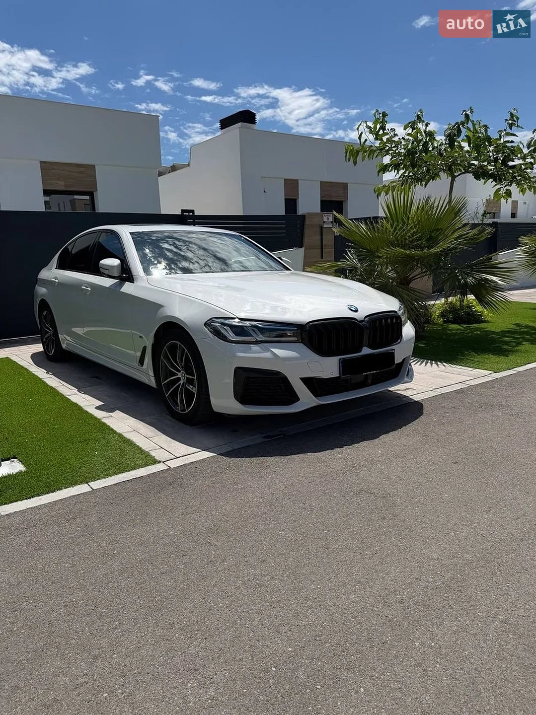 2021 BMW 5er - фото 1