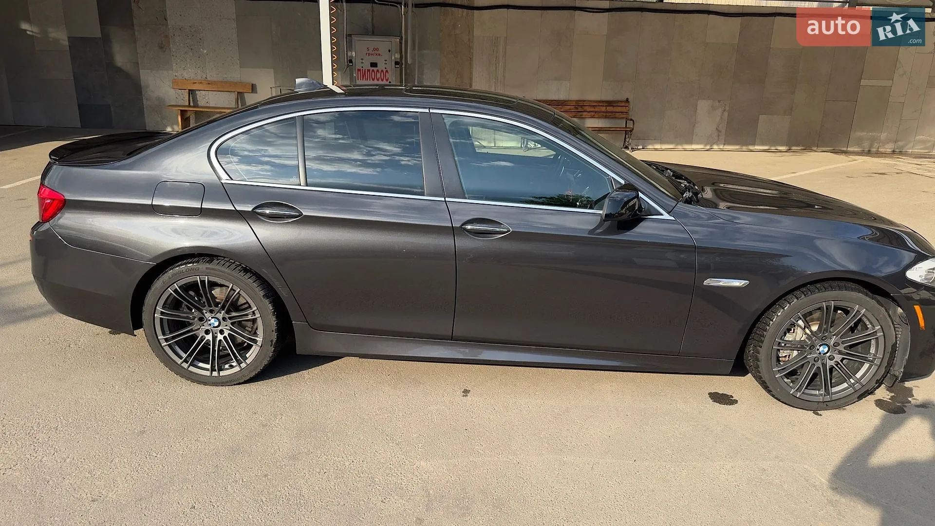 2012 BMW 5er - мініатюра 4