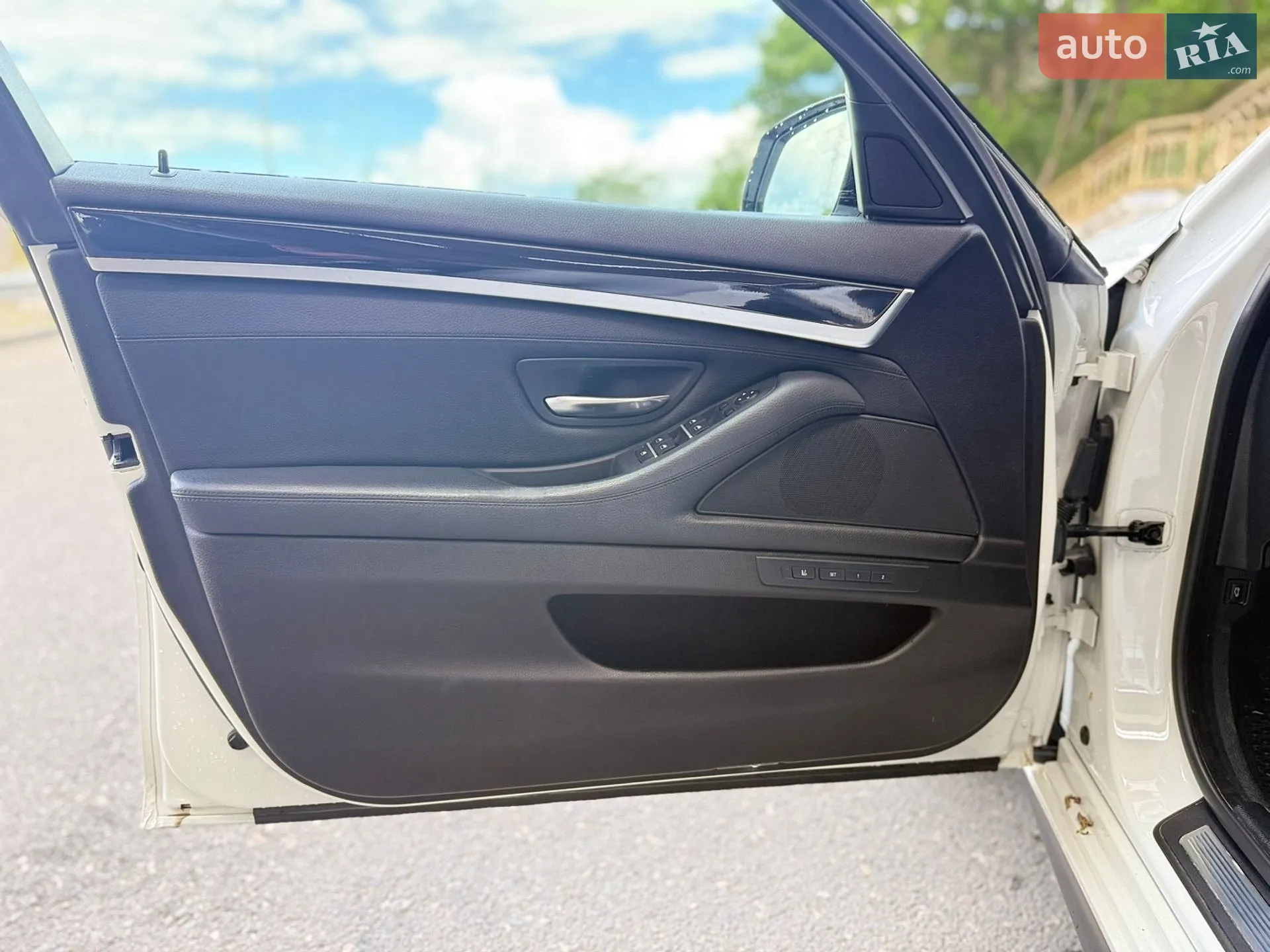 2015 BMW 5er - мініатюра 23