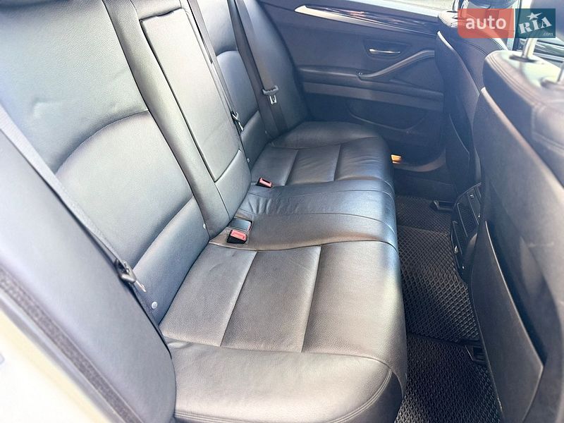 Седан BMW 5 Series 2015 в Одессе