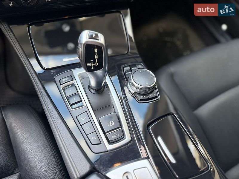 Седан BMW 5 Series 2015 в Одессе