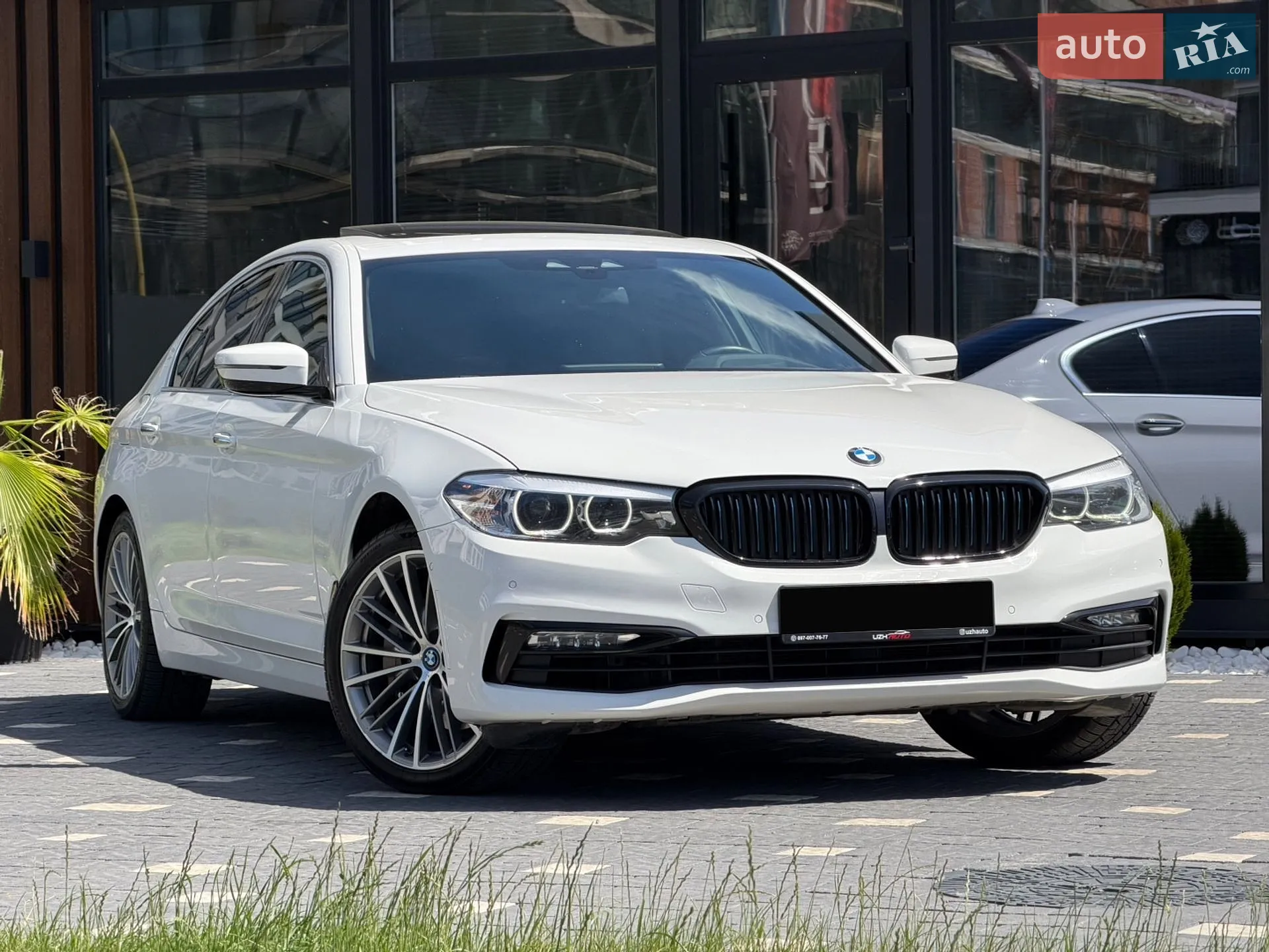 2018 BMW 5er - мініатюра 3