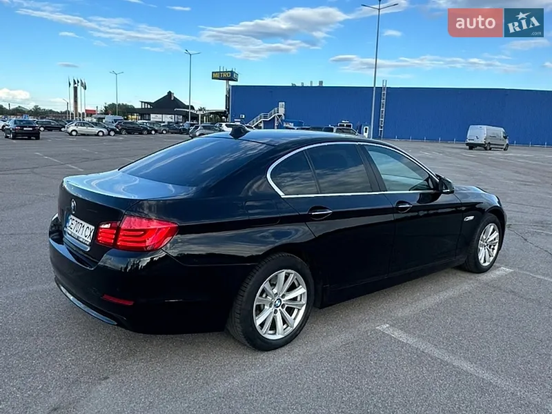 BMW 5 Series 2011 VIN WBAFW11050C660835 фото оголошення 17 з 85