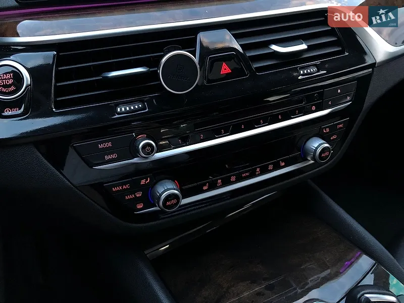 BMW 5 Series 2017 VIN WBAJA5C37HG895085 фото оголошення 22 з 63