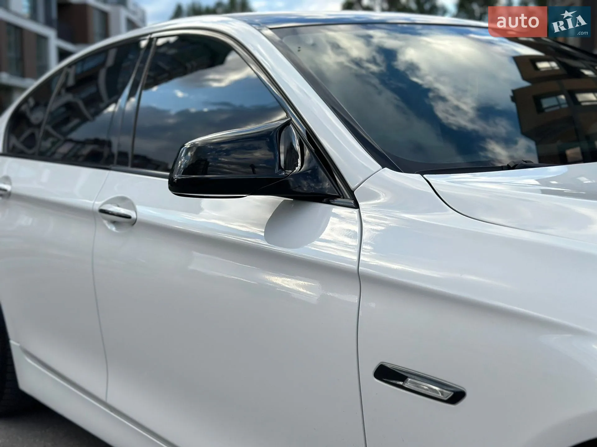 2011 BMW 5er - мініатюра 21