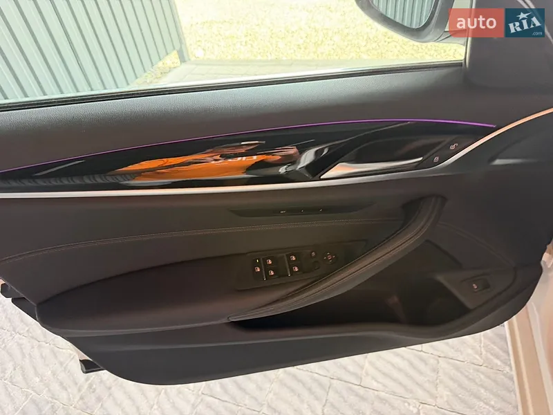 BMW 5 Series 2020 VIN WBA71AG050WX01750 фото оголошення 14 з 50