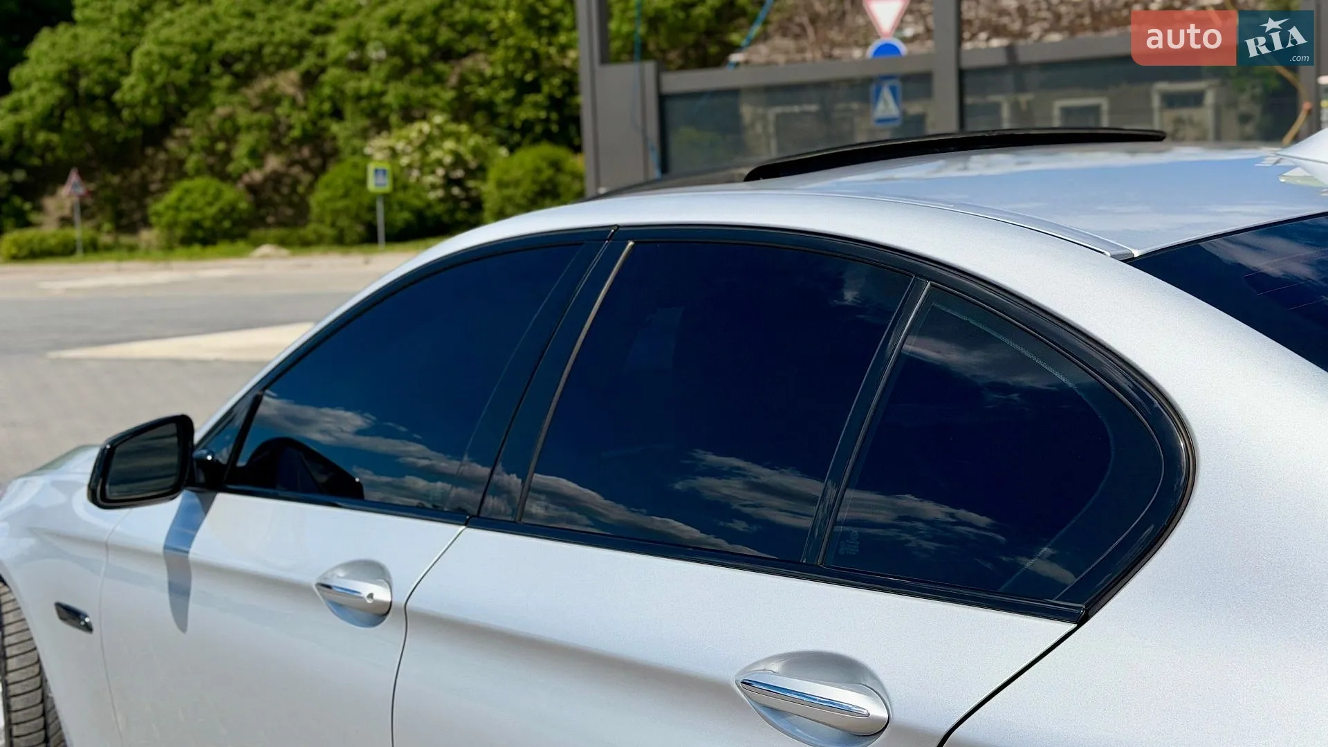 2013 BMW 5er - мініатюра 13