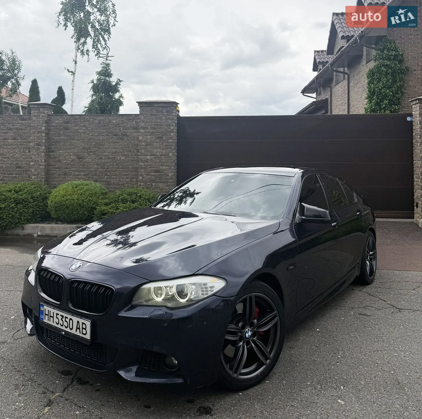 2011 BMW 5er - мініатюра 2
