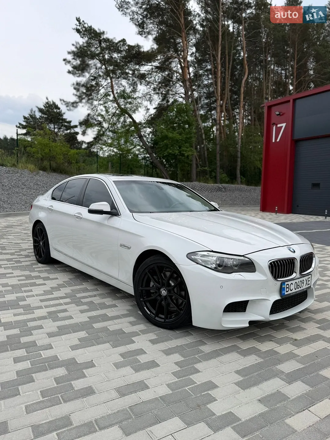 2016 BMW 5er - мініатюра 2