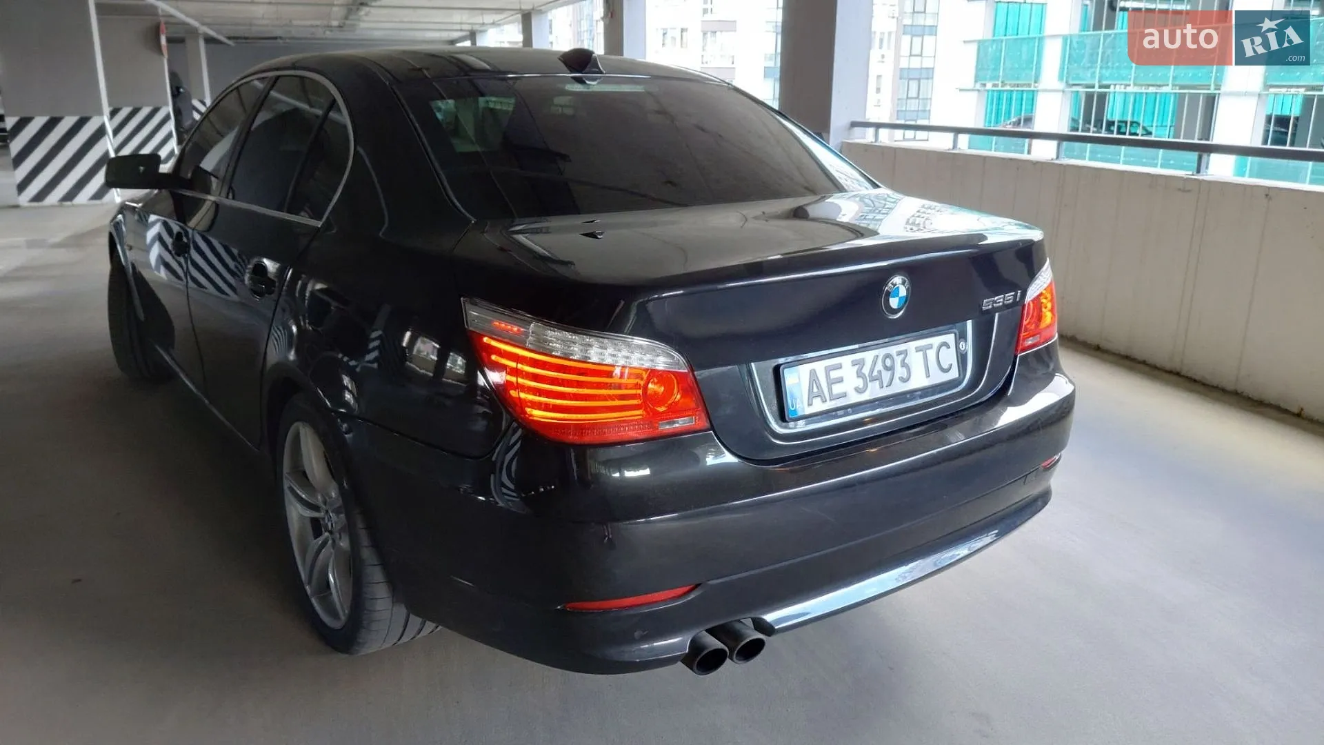 BMW 5 Series 2008 VIN WBANV93539C135050 фото оголошення 2 з 17