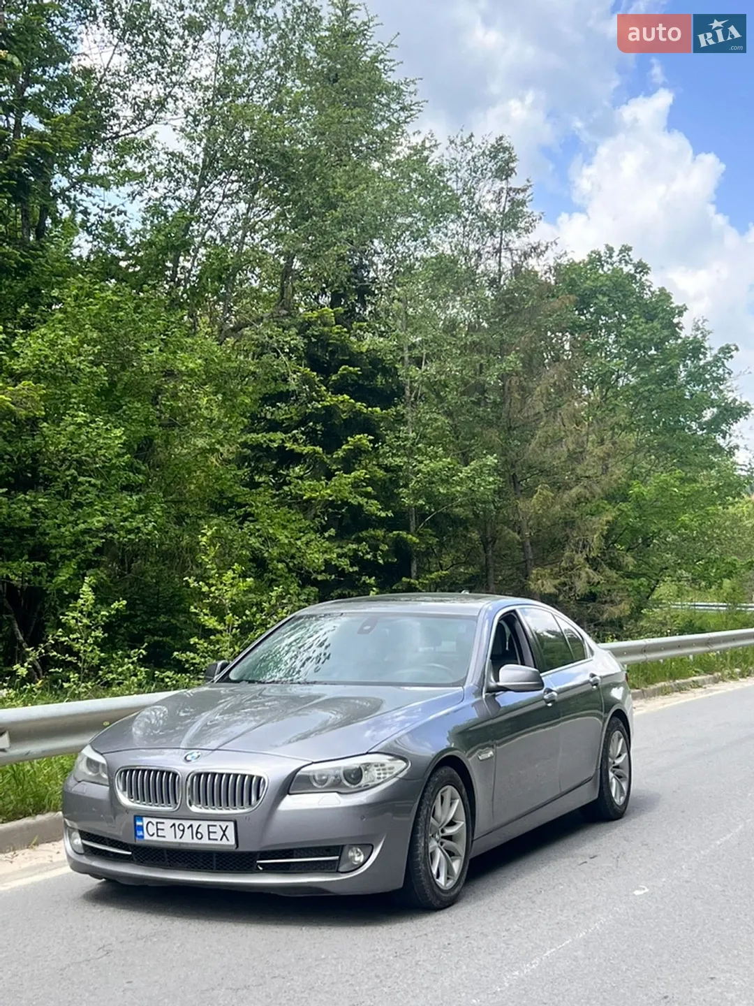 2011 BMW 5er - мініатюра 2