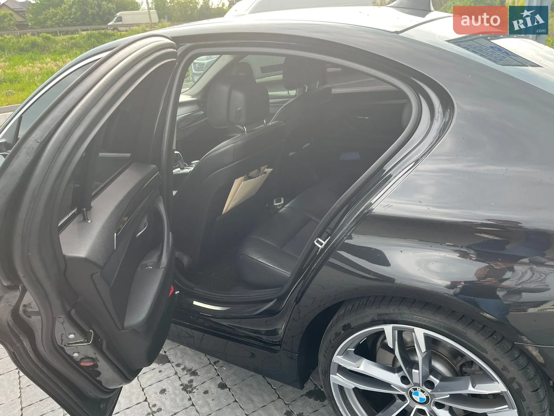 2012 BMW 5er - мініатюра 11