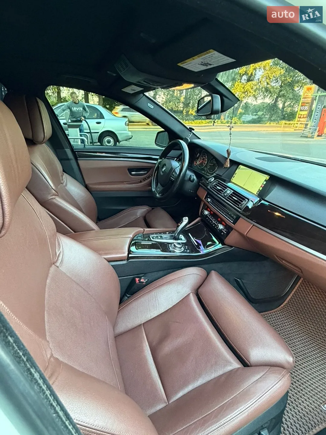 2013 BMW 5er - мініатюра 16