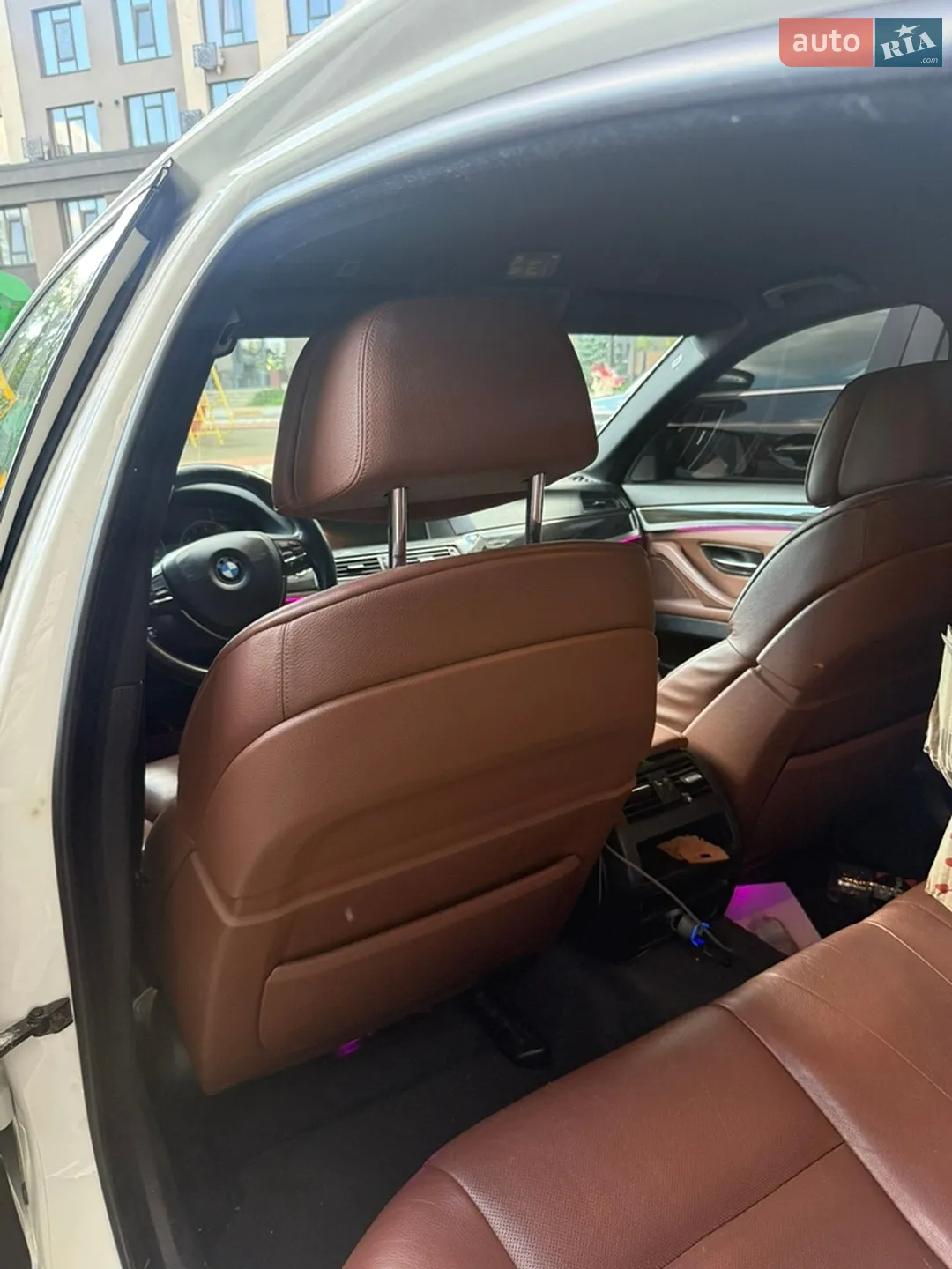 2010 BMW 5er - мініатюра 8