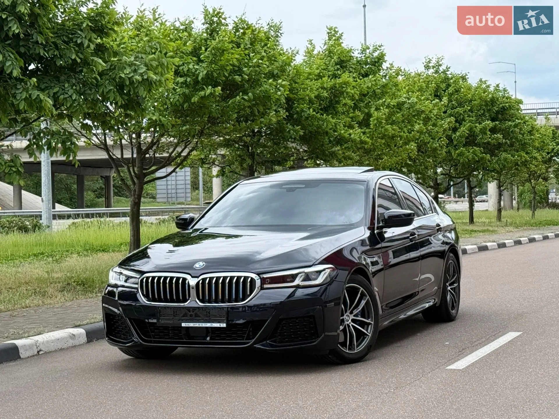 2023 BMW 5er - мініатюра 5