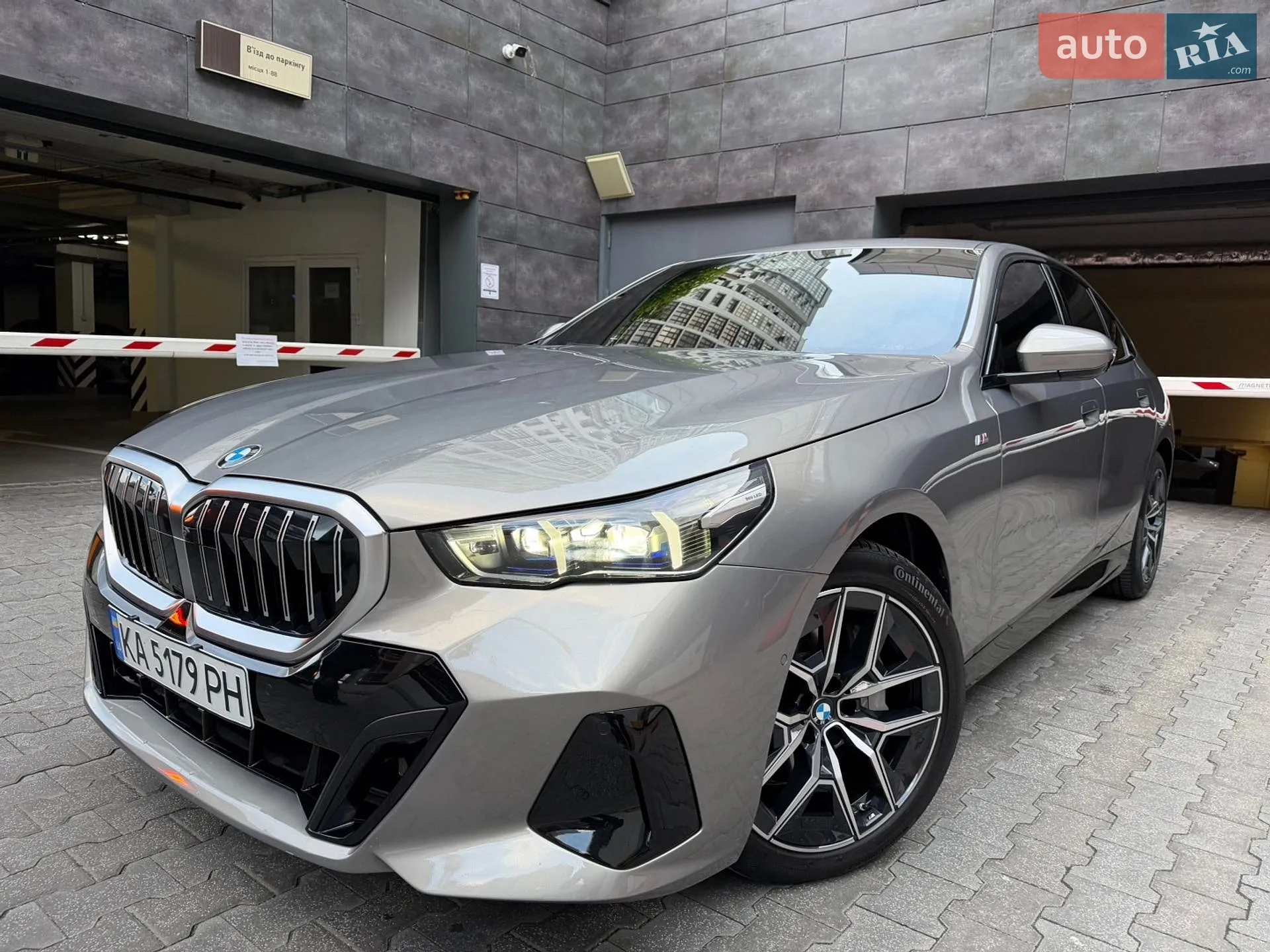 2025 BMW 5er - фото 1
