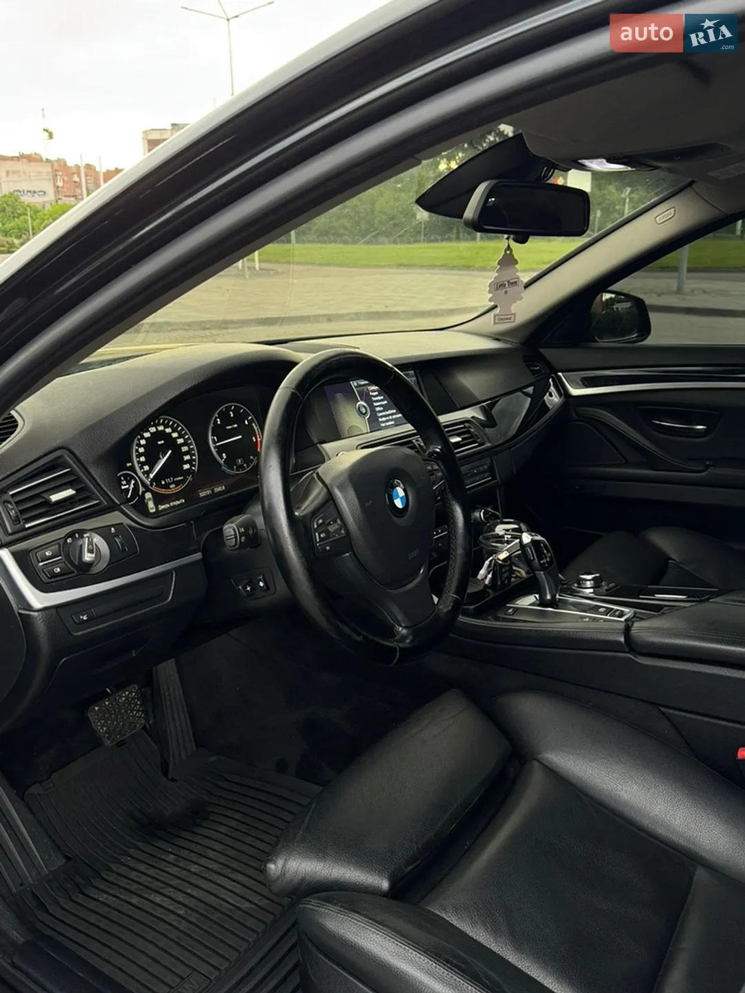 2011 BMW 5er - мініатюра 12