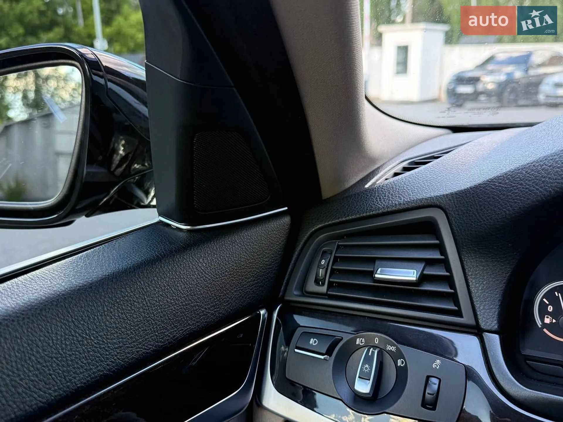 2013 BMW 5er - мініатюра 19
