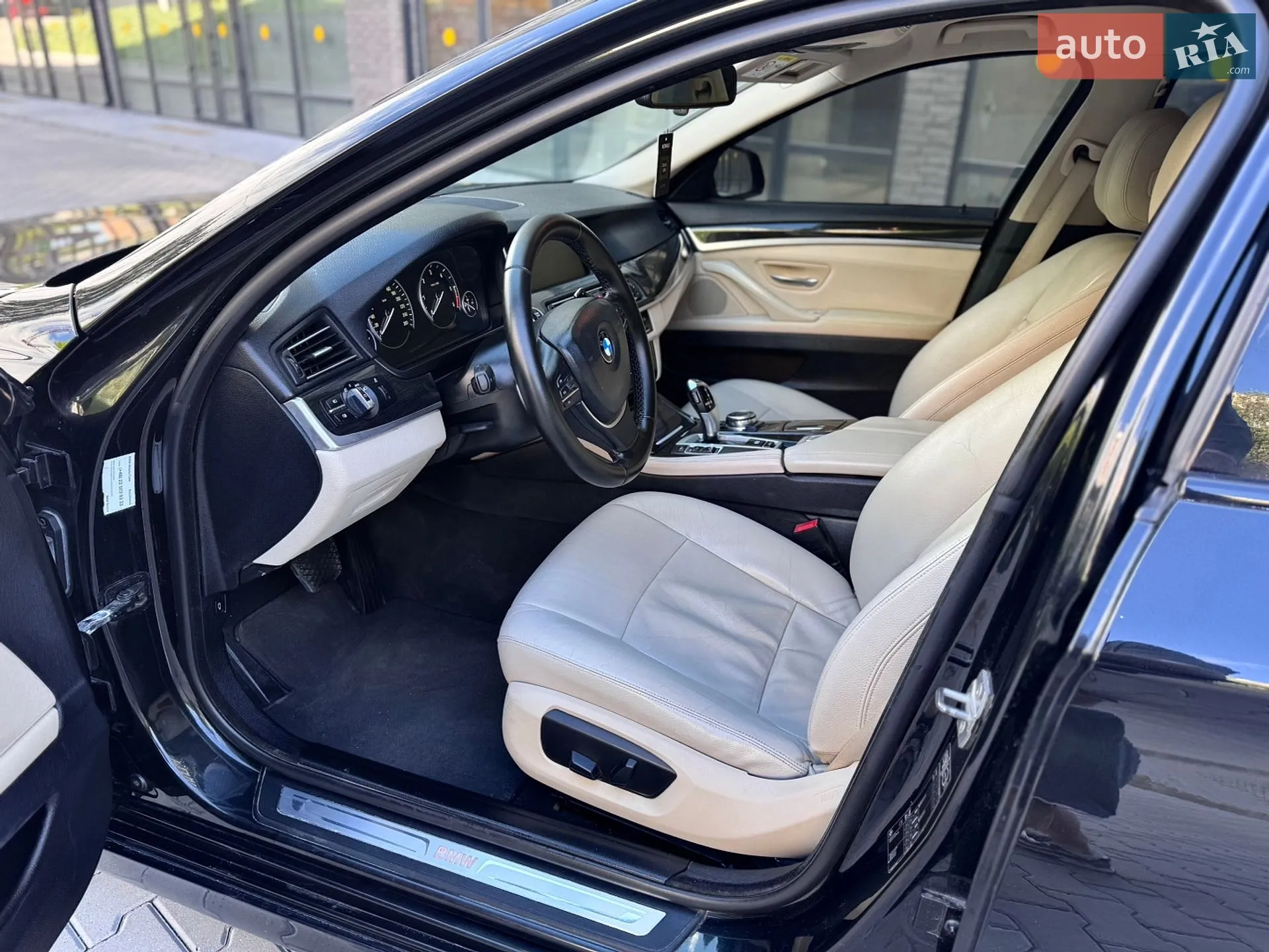 2013 BMW 5er - мініатюра 13