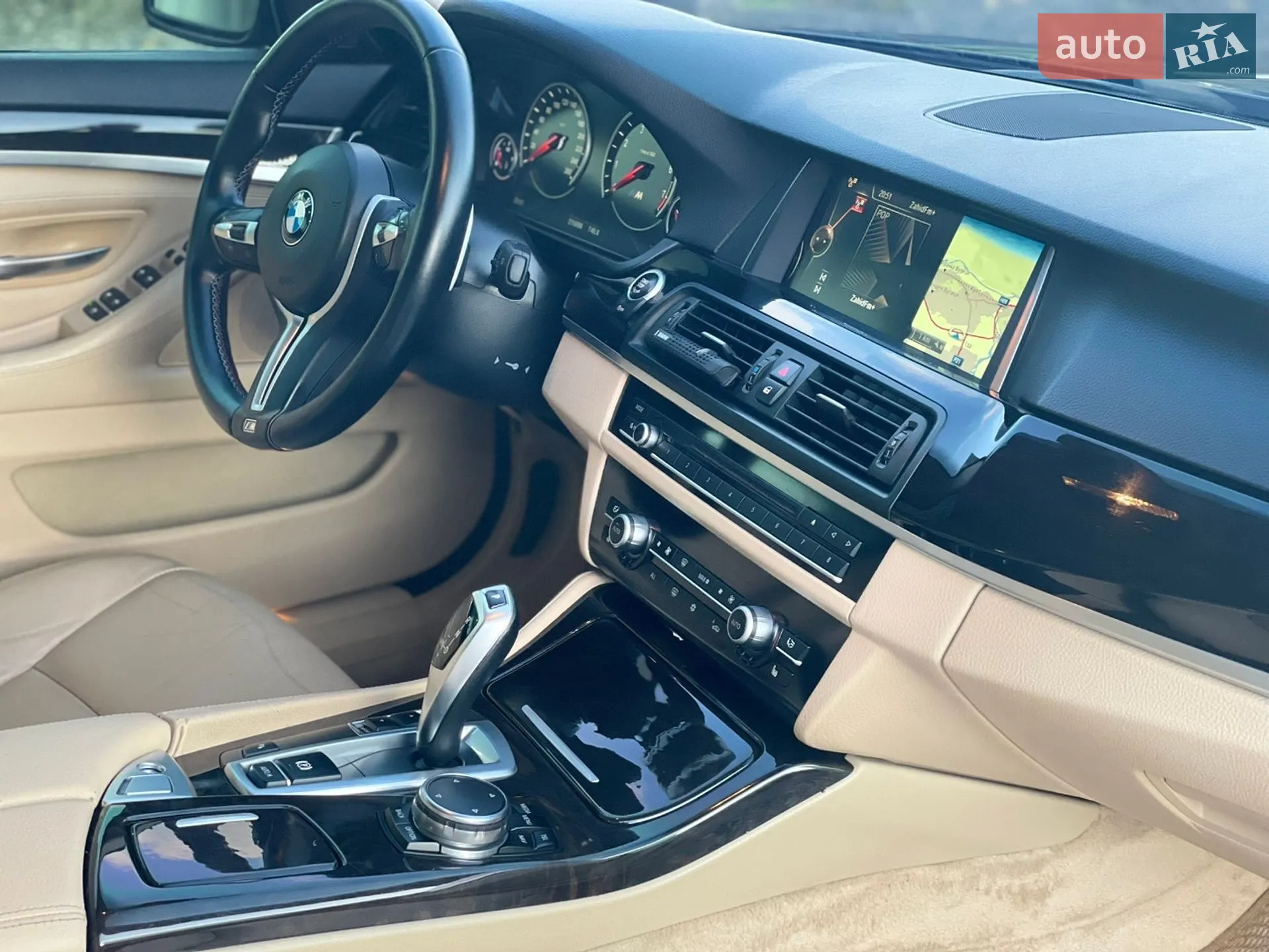 2015 BMW 5er - мініатюра 12