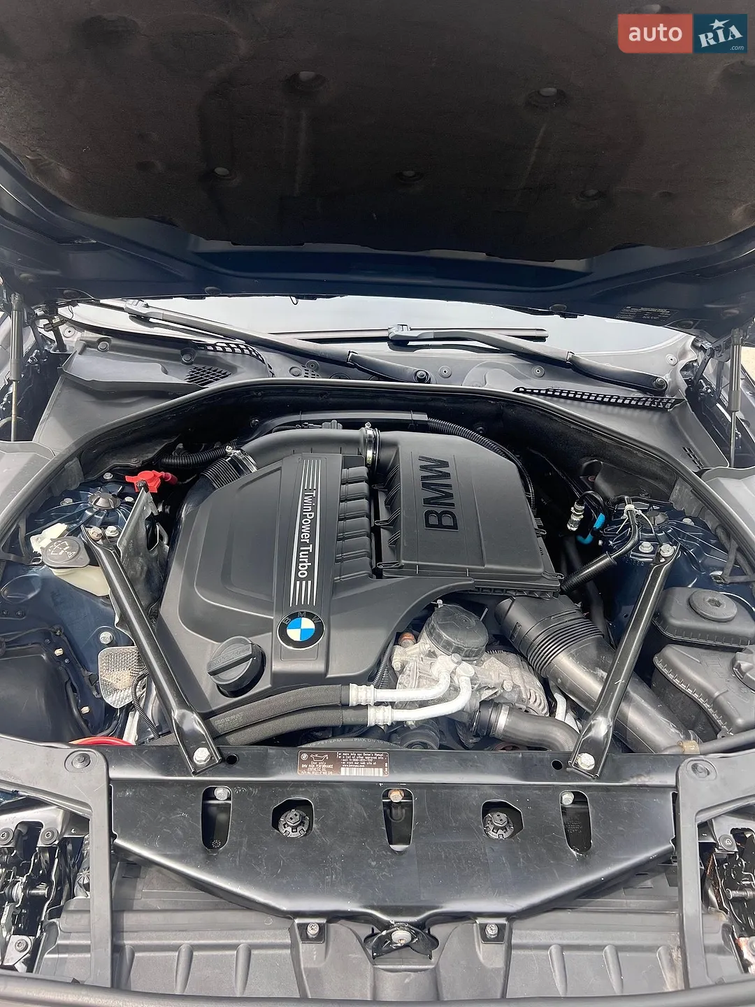 2010 BMW 5er - мініатюра 9