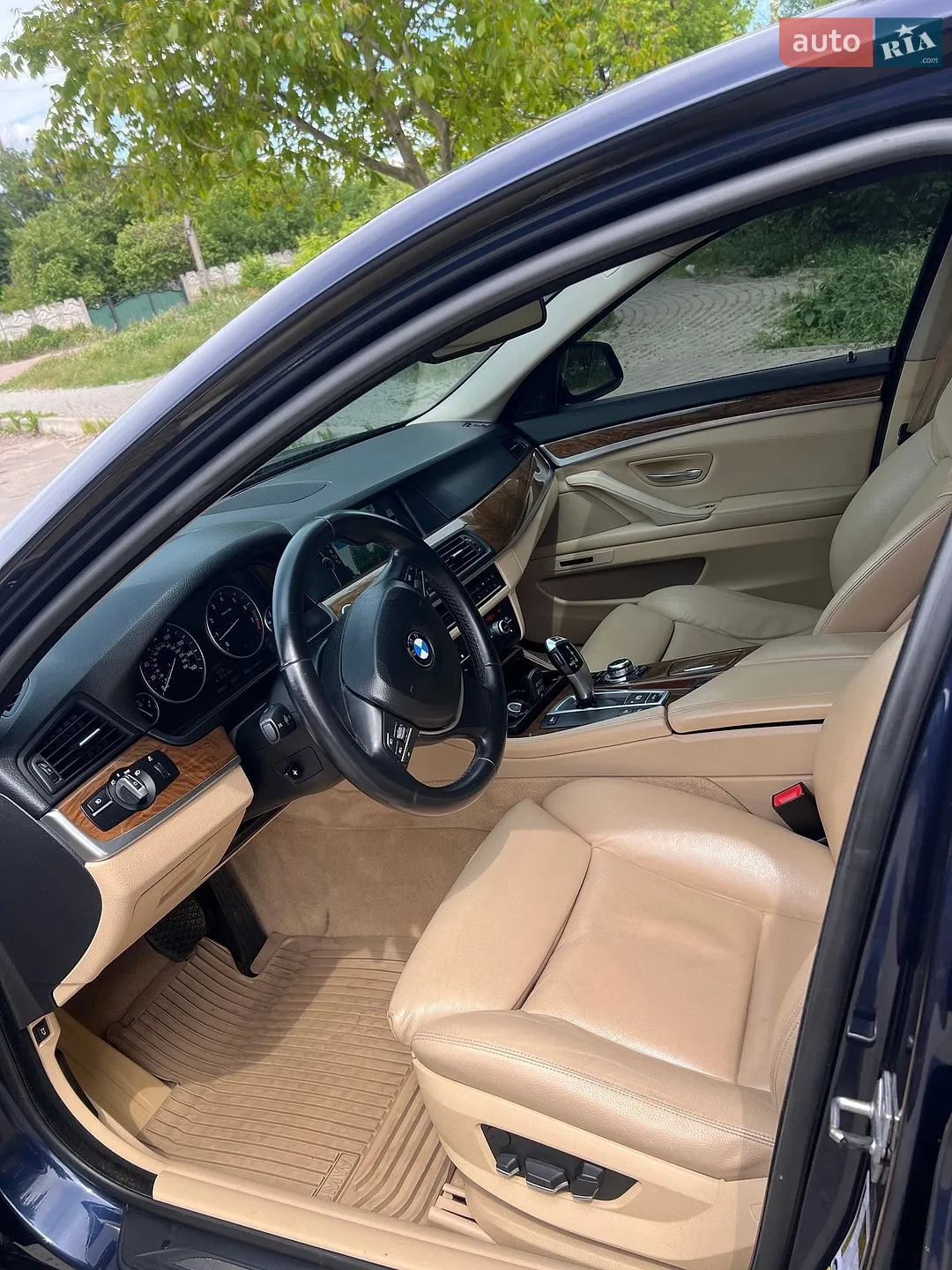 2010 BMW 5er - мініатюра 15