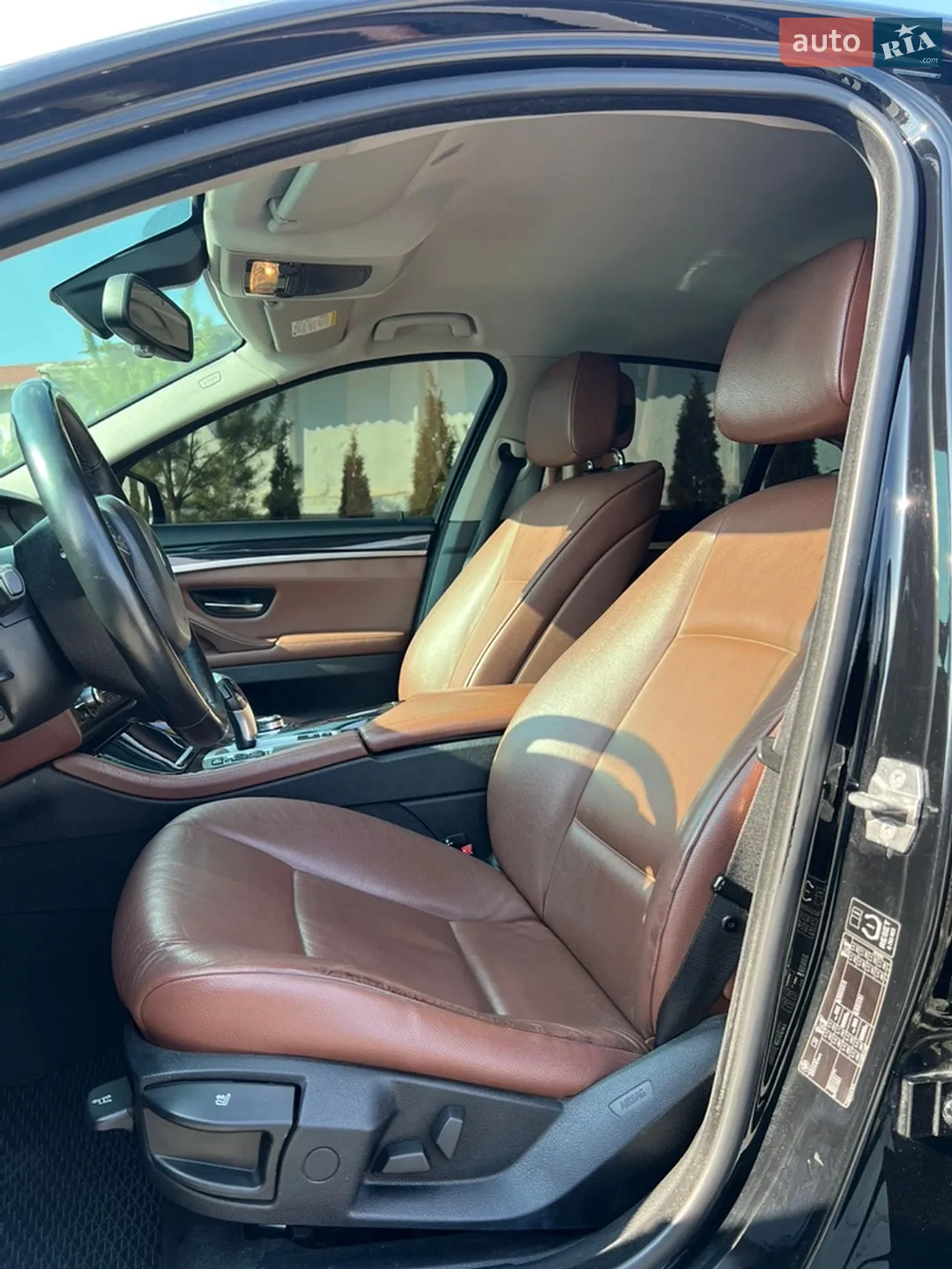 2012 BMW 5er - мініатюра 9