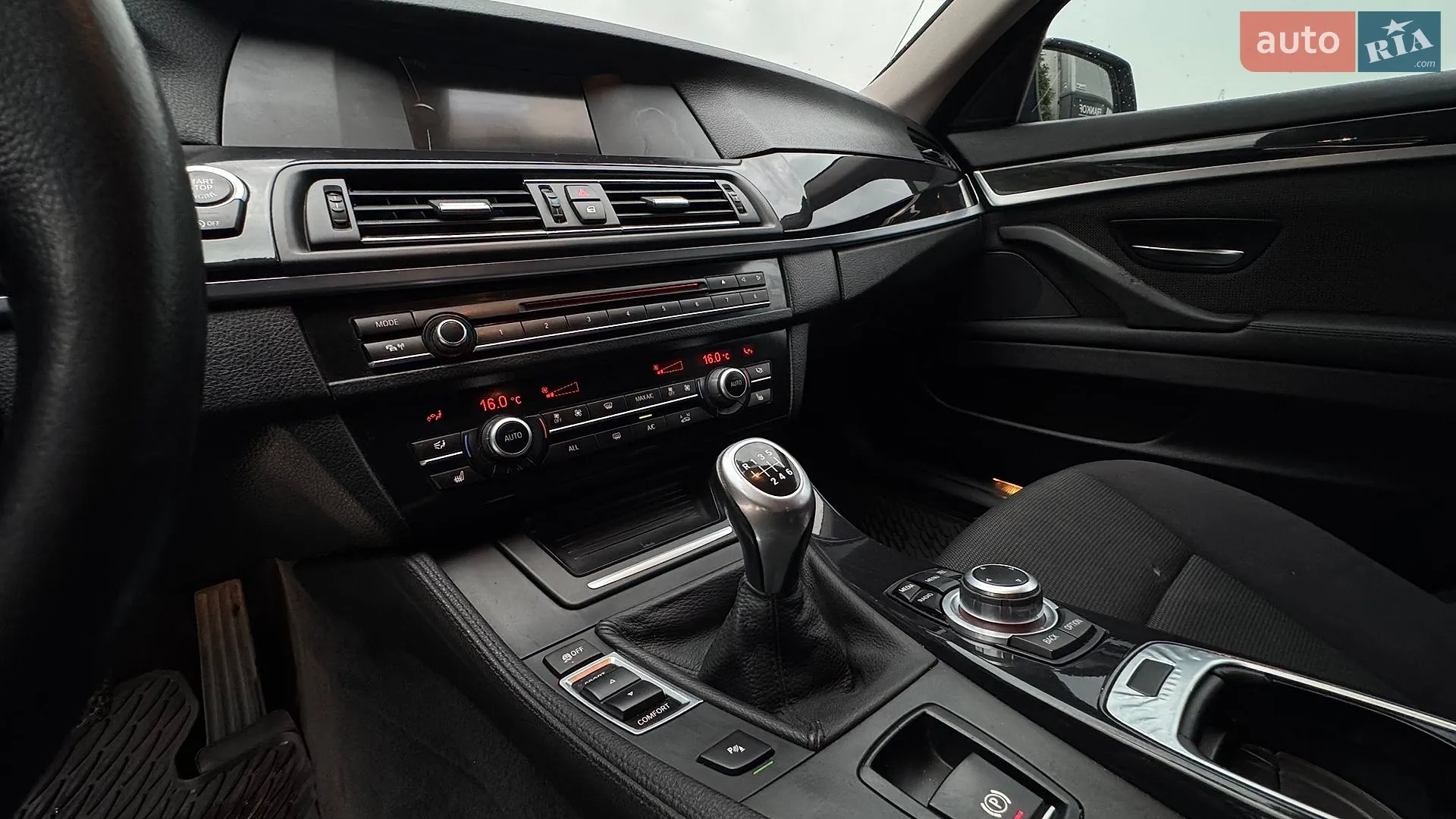 2012 BMW 5er - мініатюра 10