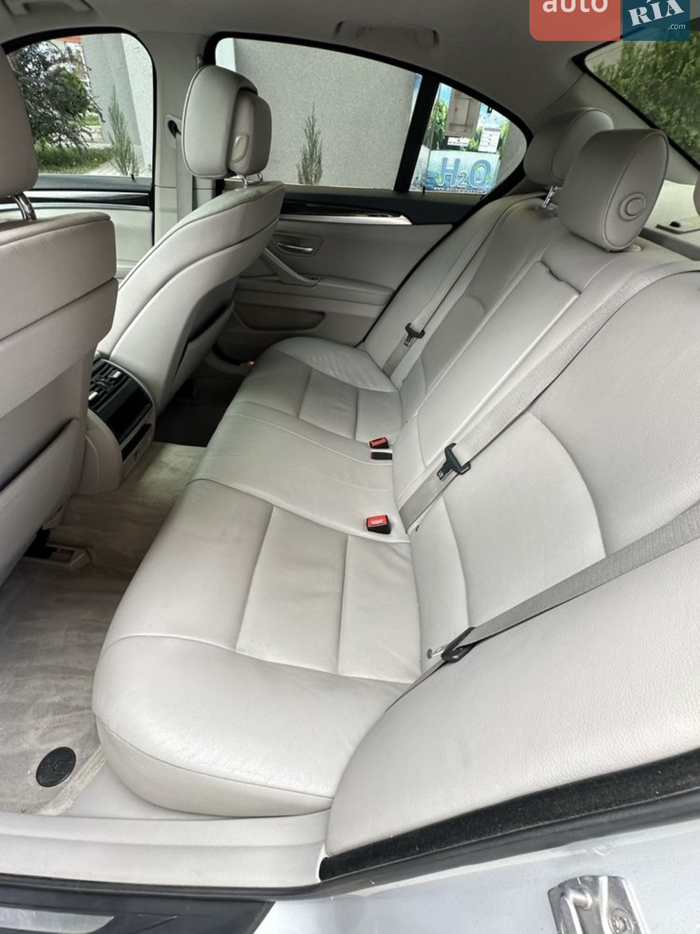 2011 BMW 5er - мініатюра 5