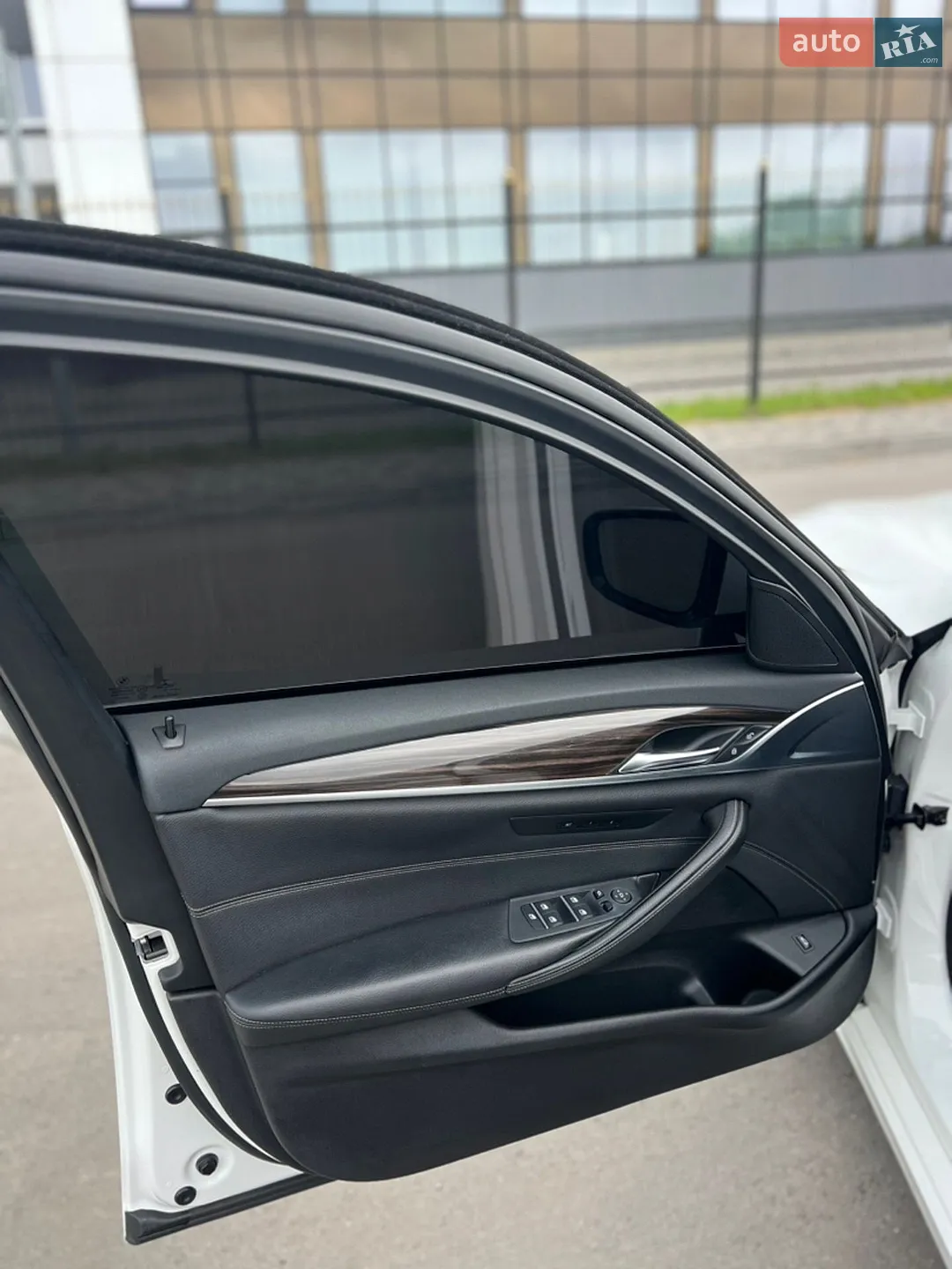 2017 BMW 5er - мініатюра 16