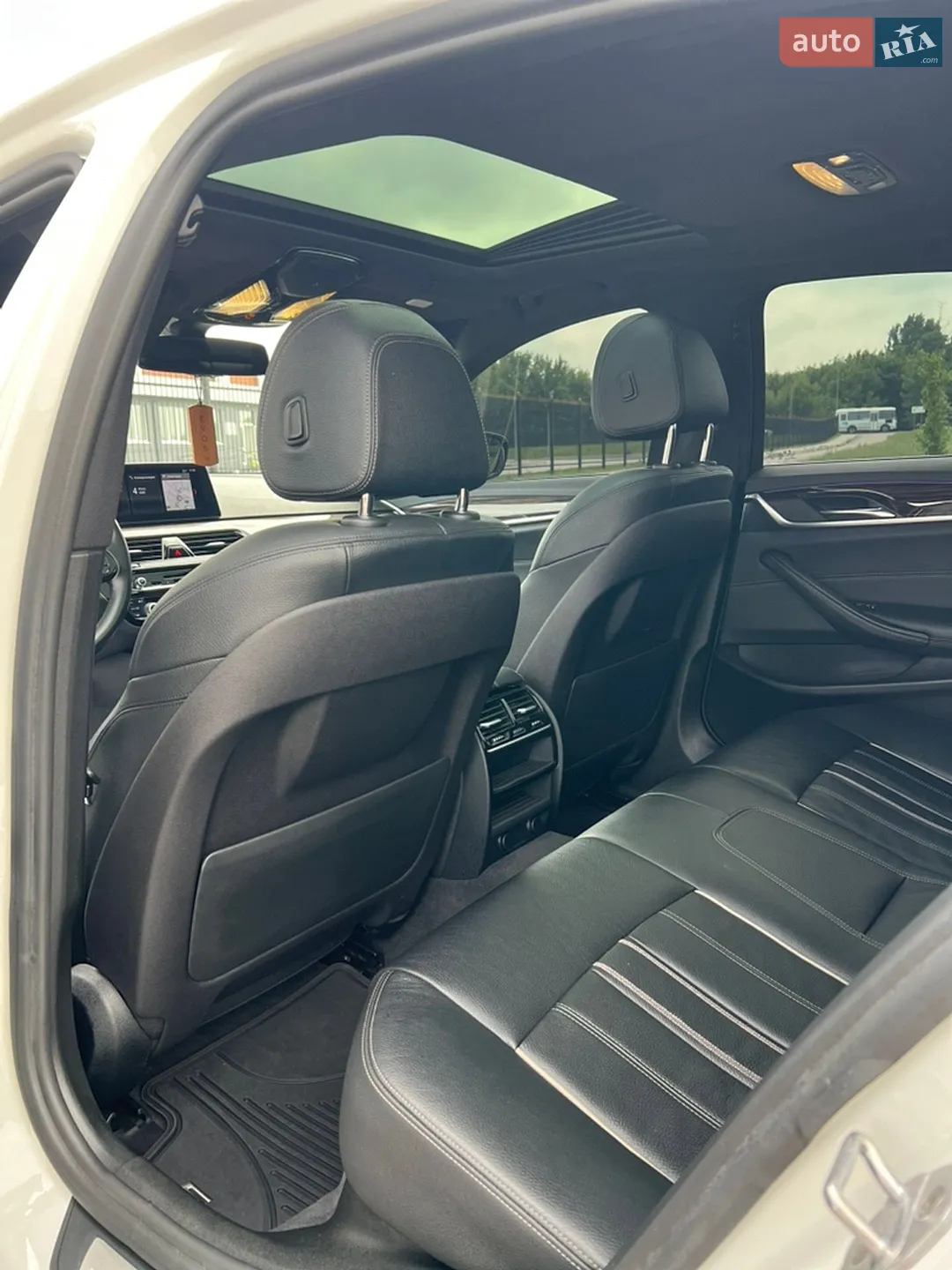 2017 BMW 5er - мініатюра 17