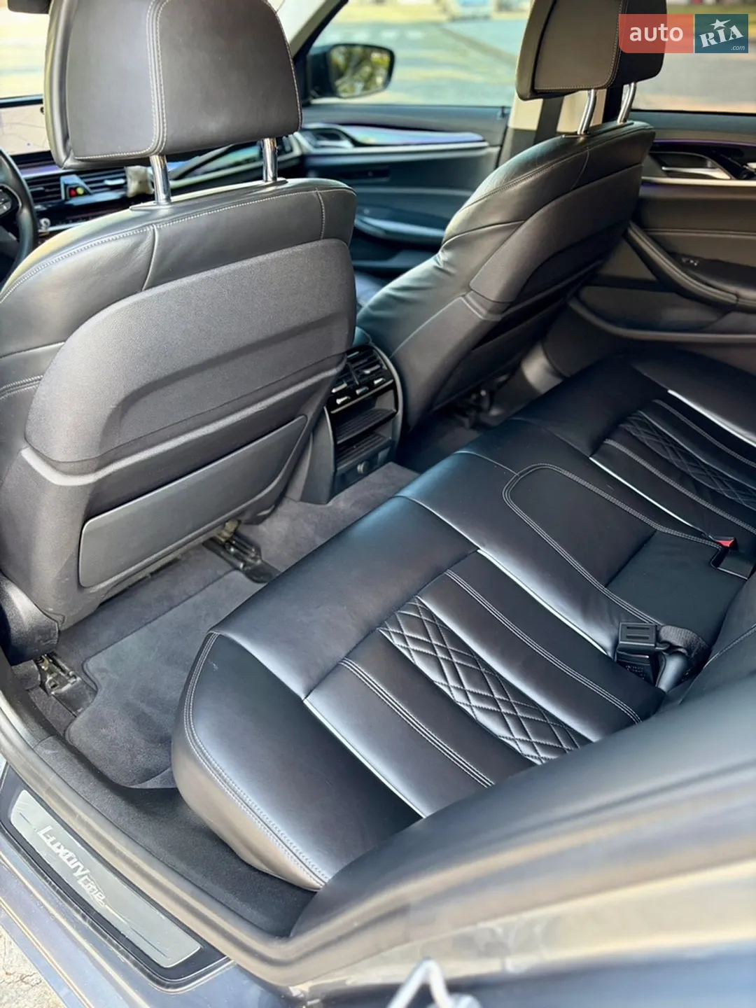 2017 BMW 5er - мініатюра 16