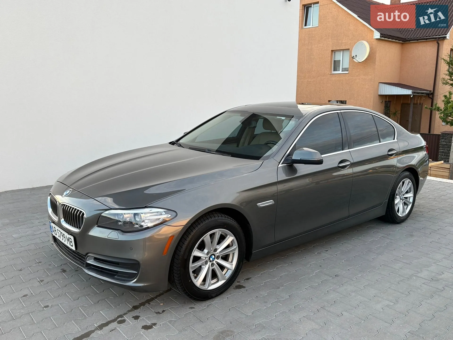 2014 BMW 5er - мініатюра 2