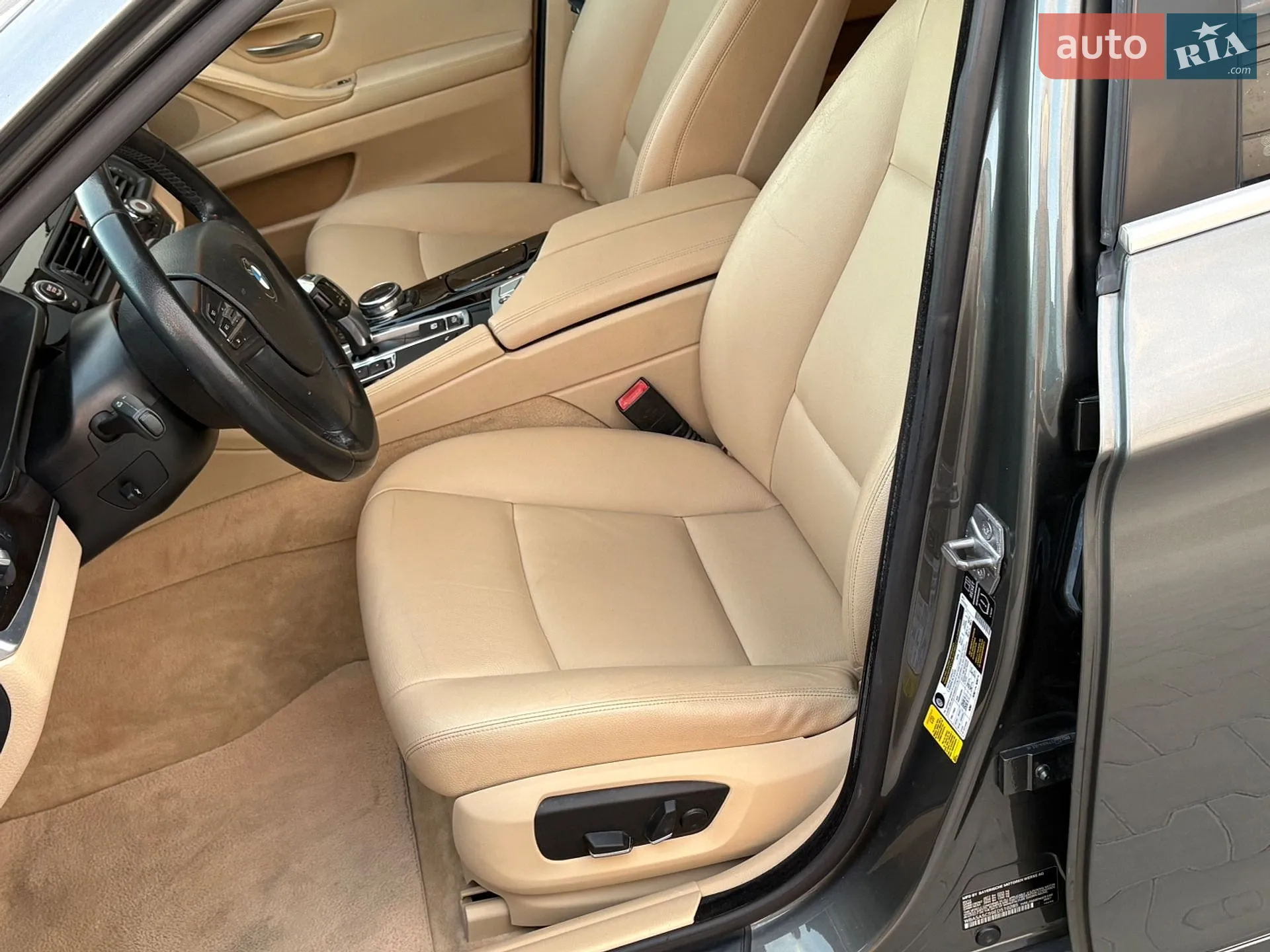 2014 BMW 5er - мініатюра 26