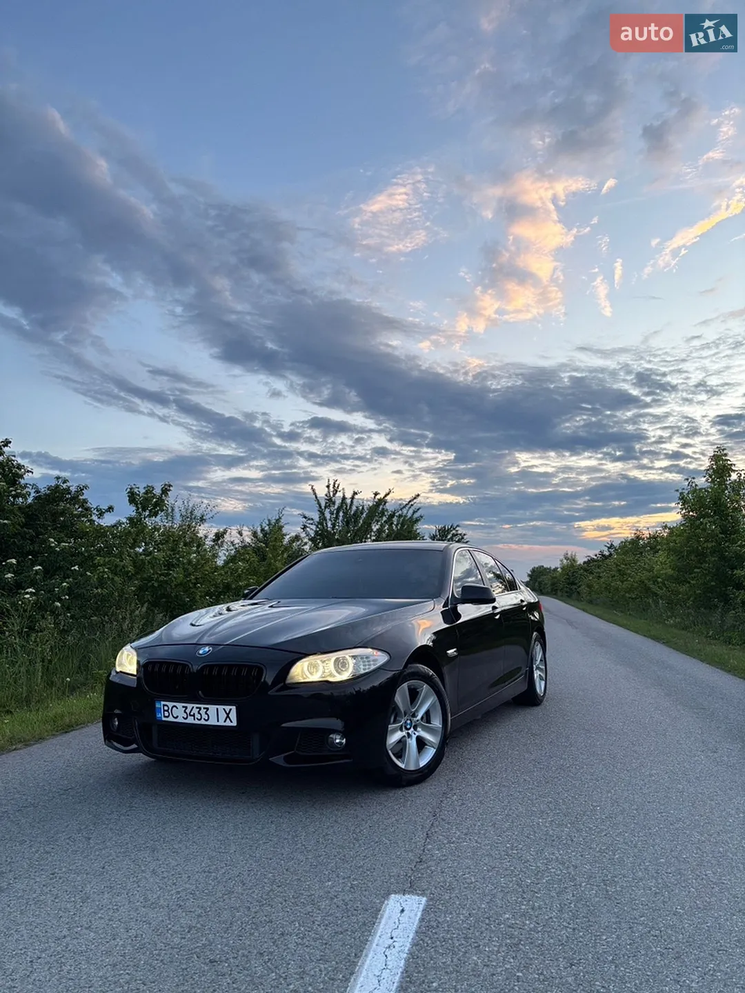 2012 BMW 5er - мініатюра 2
