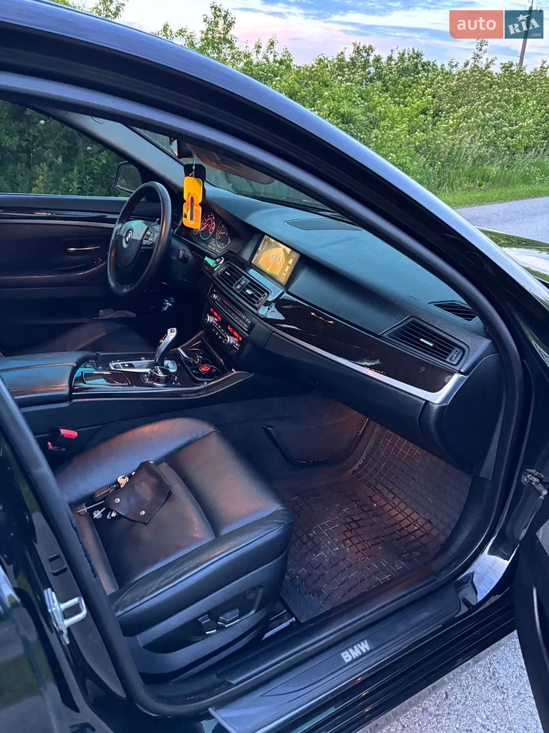 2012 BMW 5er - мініатюра 10