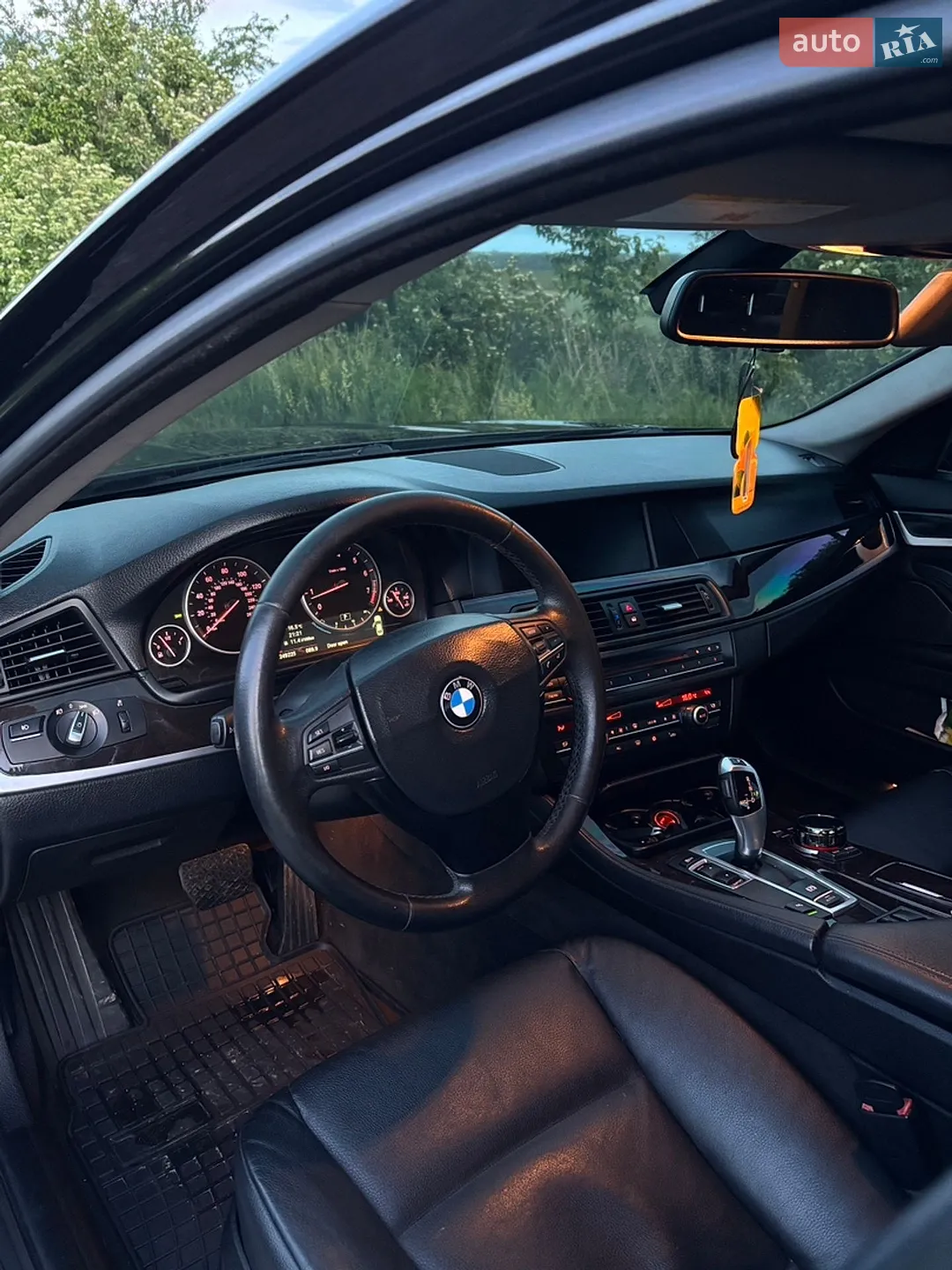 2012 BMW 5er - мініатюра 13