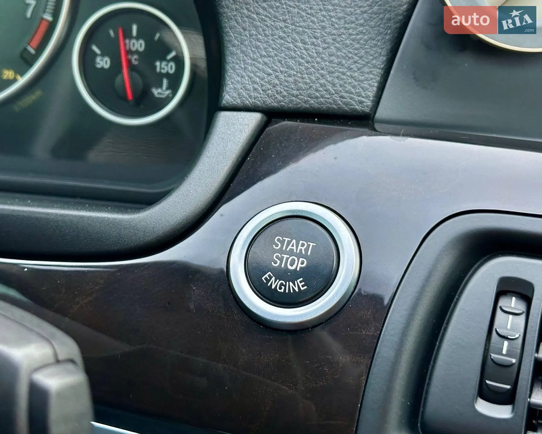 2011 BMW 5er - мініатюра 38