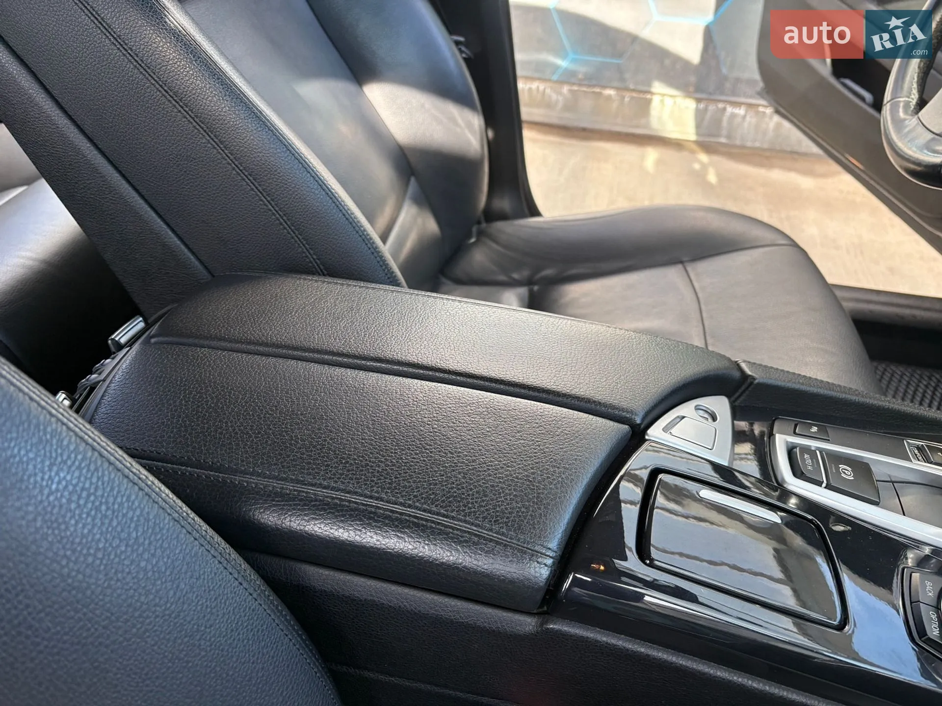 2016 BMW 5er - мініатюра 28