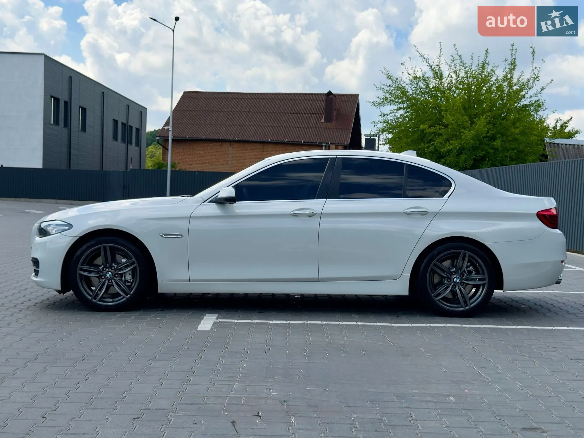 2013 BMW 5er - мініатюра 12