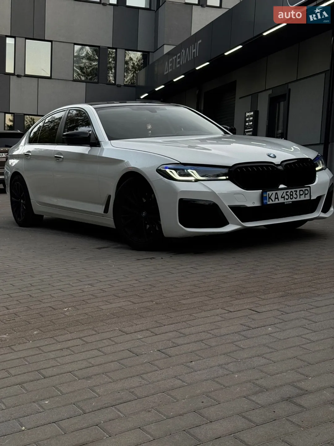 2017 BMW 5er - мініатюра 2