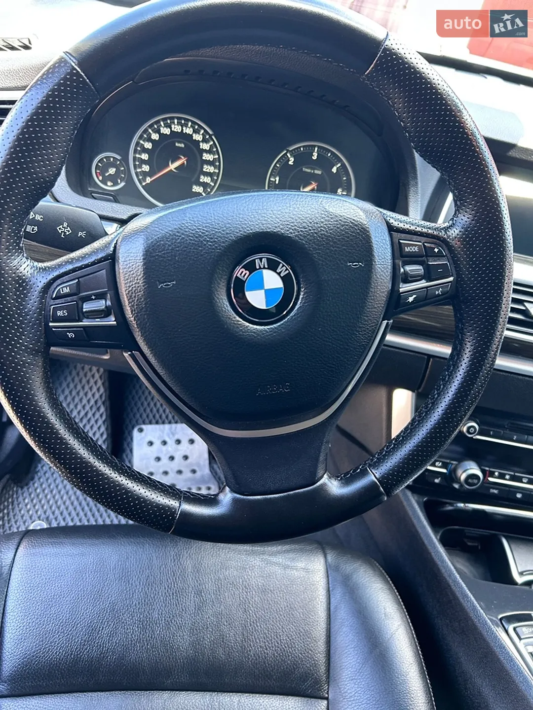 2014 BMW 5er - мініатюра 16