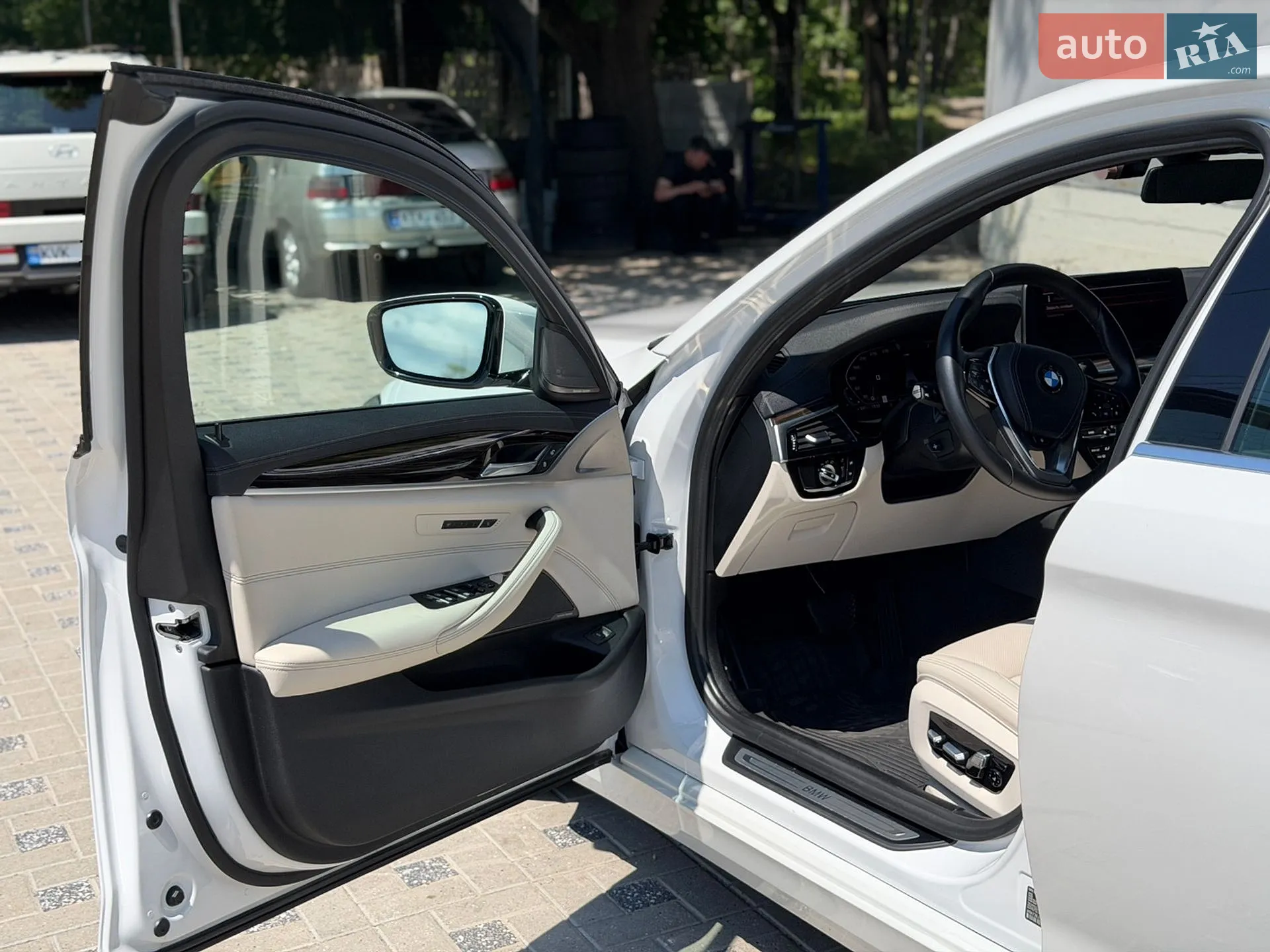 2020 BMW 5er - мініатюра 13