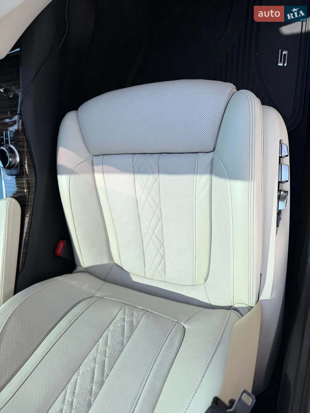 2020 BMW 5er - мініатюра 28