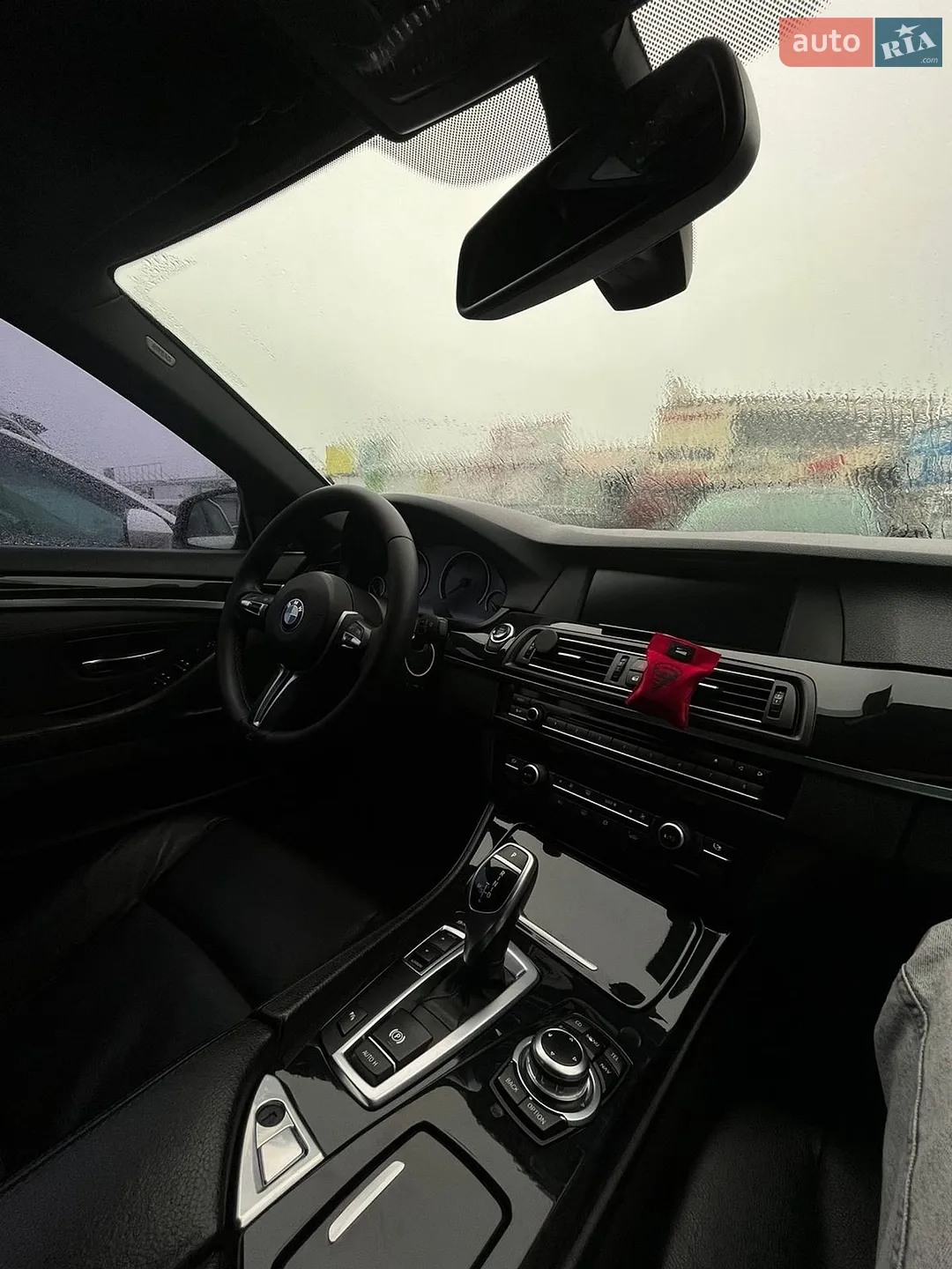 2010 BMW 5er - мініатюра 14