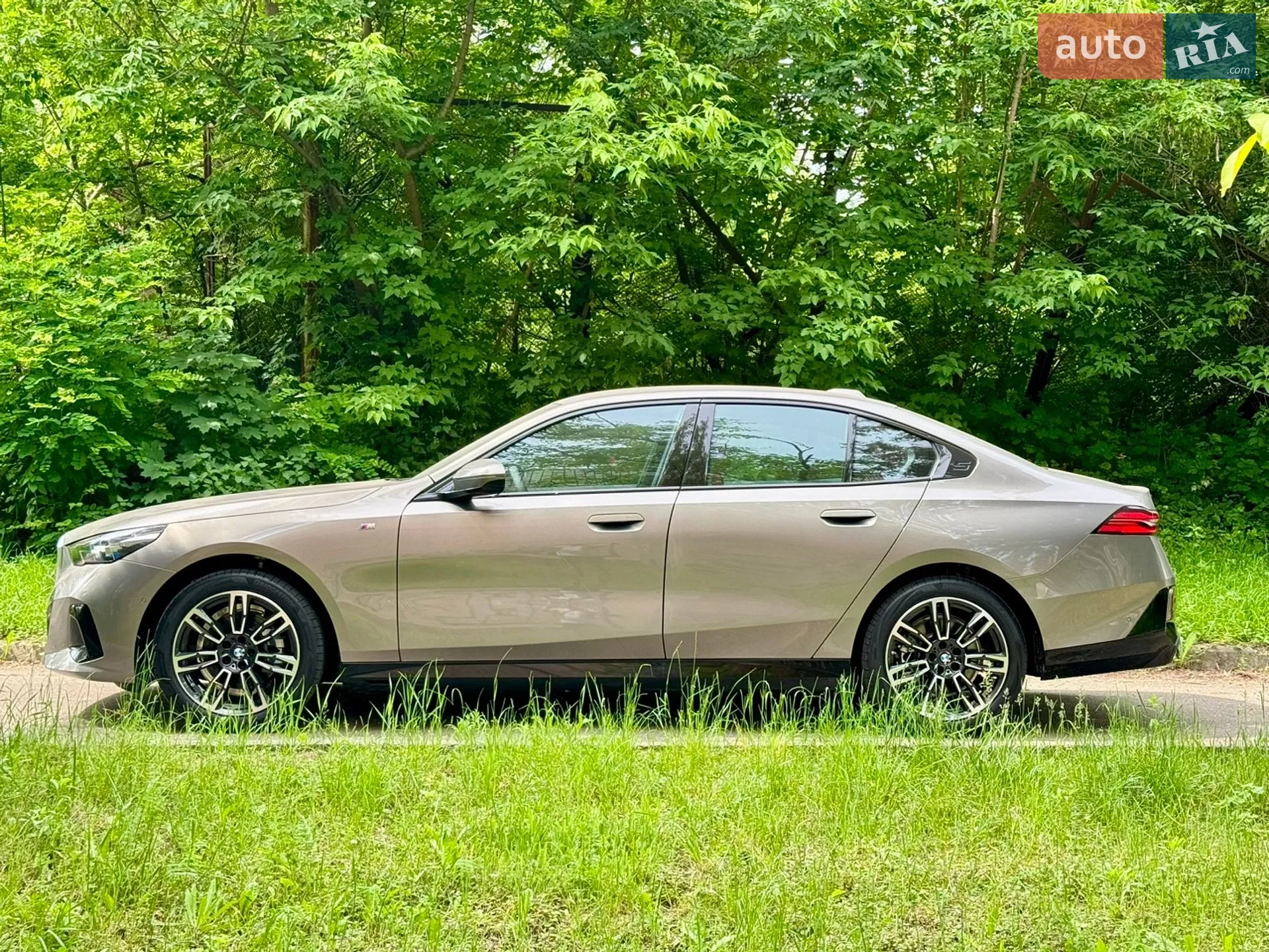 2025 BMW 5er - мініатюра 32