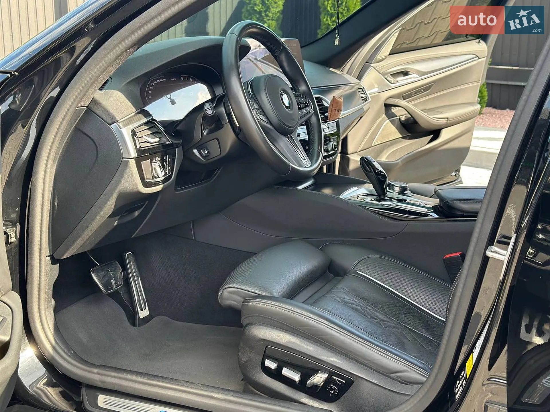 2022 BMW 5er - мініатюра 13