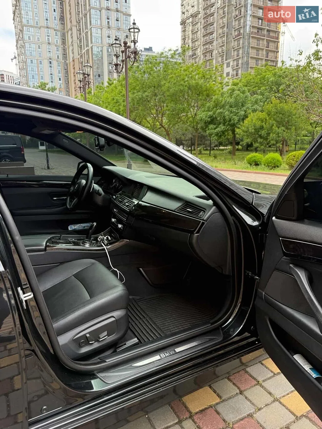 2014 BMW 5er - мініатюра 2